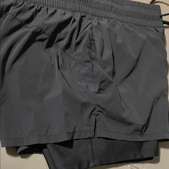 SPYDER ACTIVE Women's Black Athletic Shorts - Picture 8 of 9